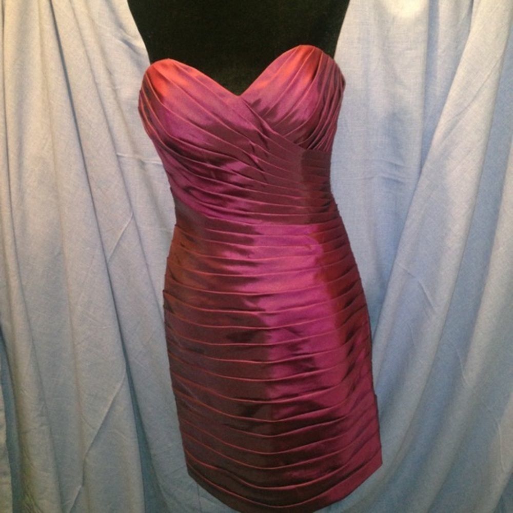 Mori lee women’s pleaded burgundy dress size 10